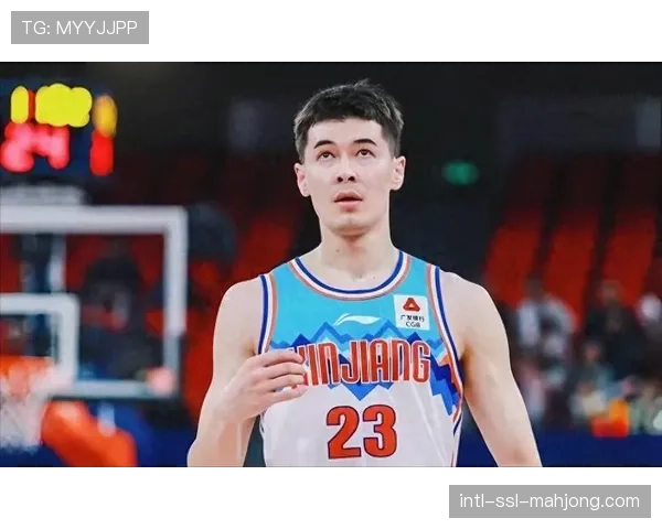 特写：阿不都沙拉木抢下制胜篮板，怒吼宣泄